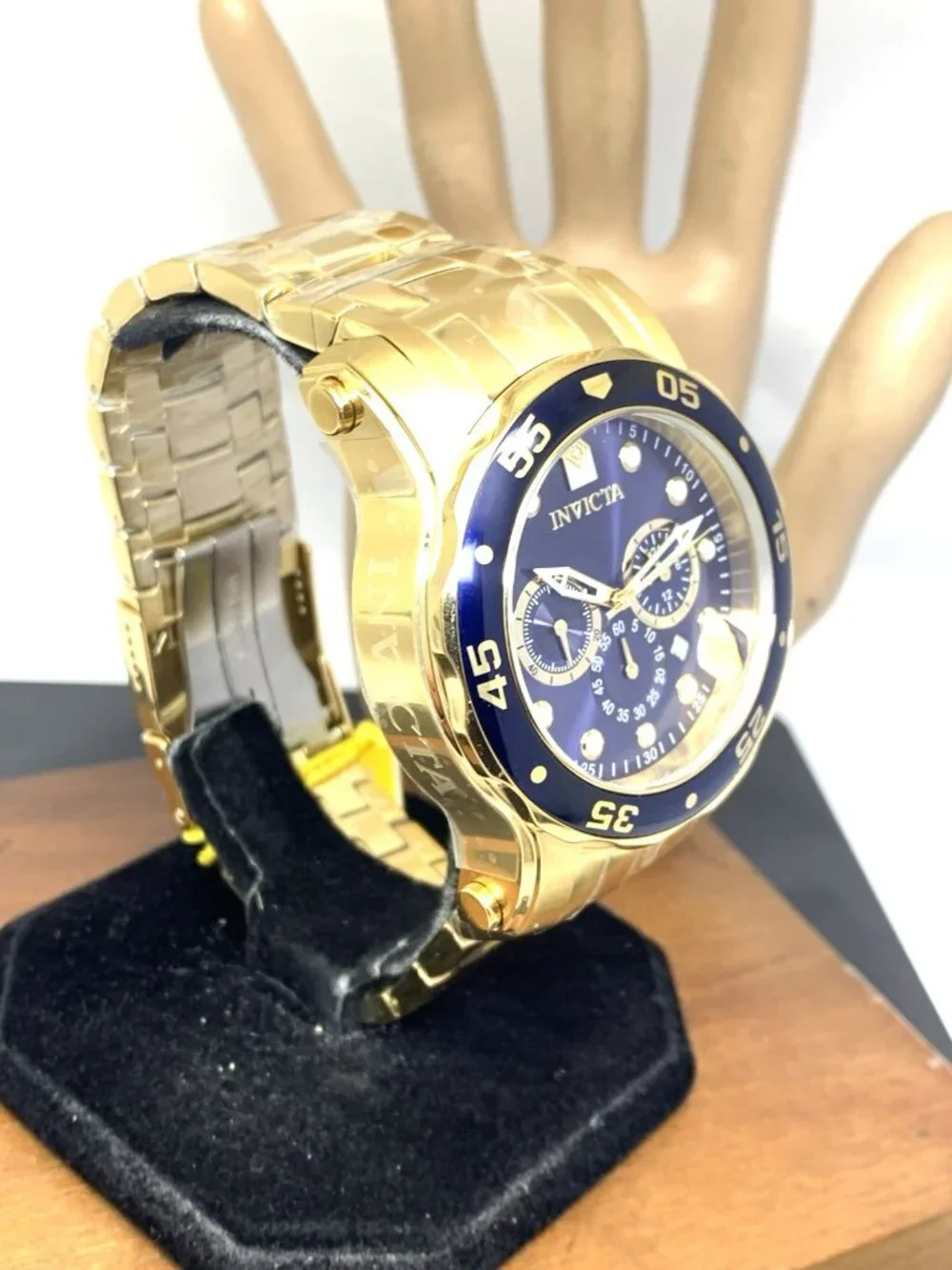 Invicta Men's Watch 23651 Pro Diver Quartz Blue Dial Gold Stainless Steel 48mm